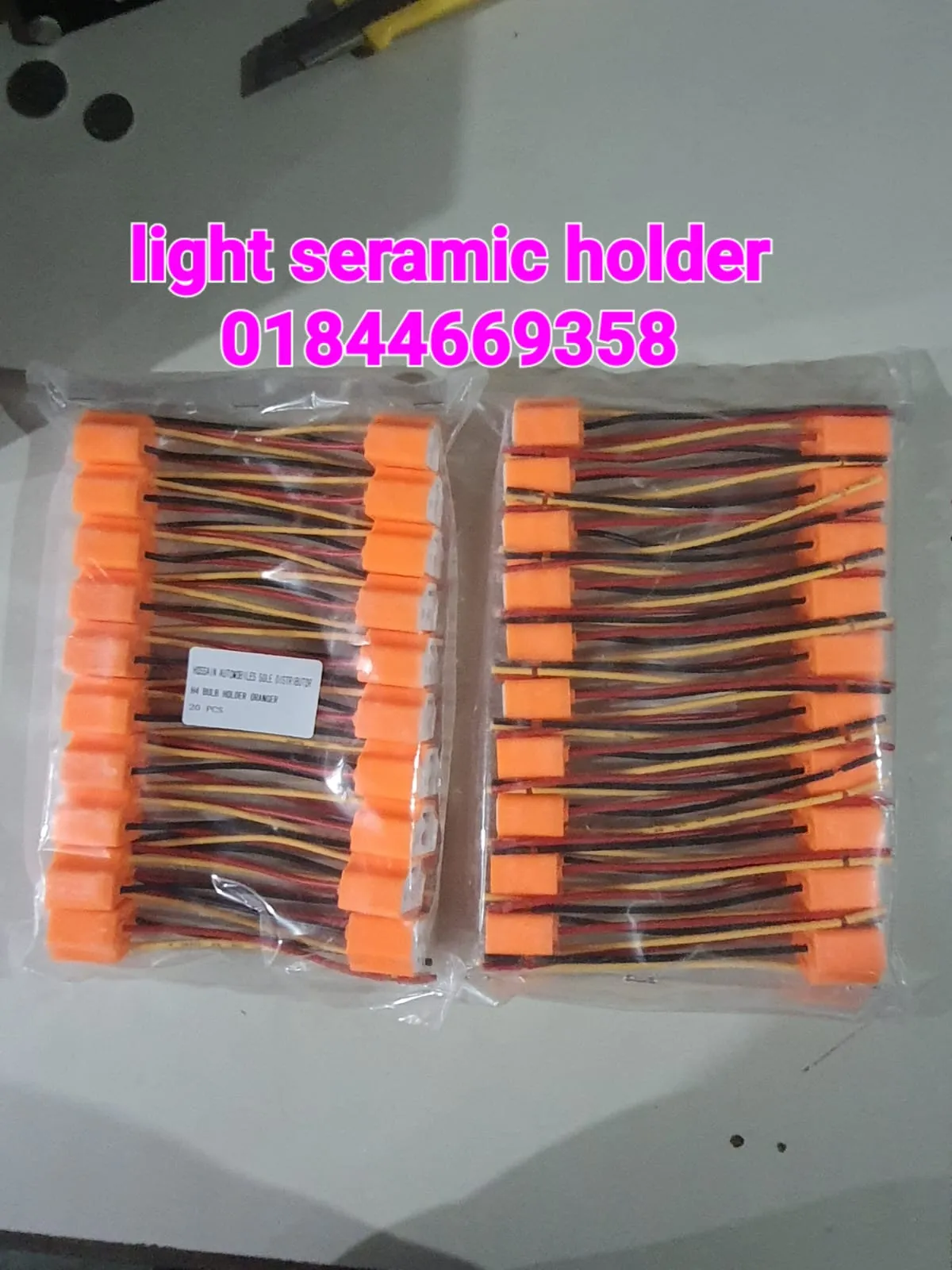 Light Ceramic Holder